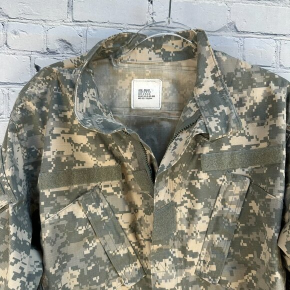 Golden Mfg. U.S. Army ACU UCP Shirt Blouse Coat, Size Large-Regular, Camo - Picture 7 of 11